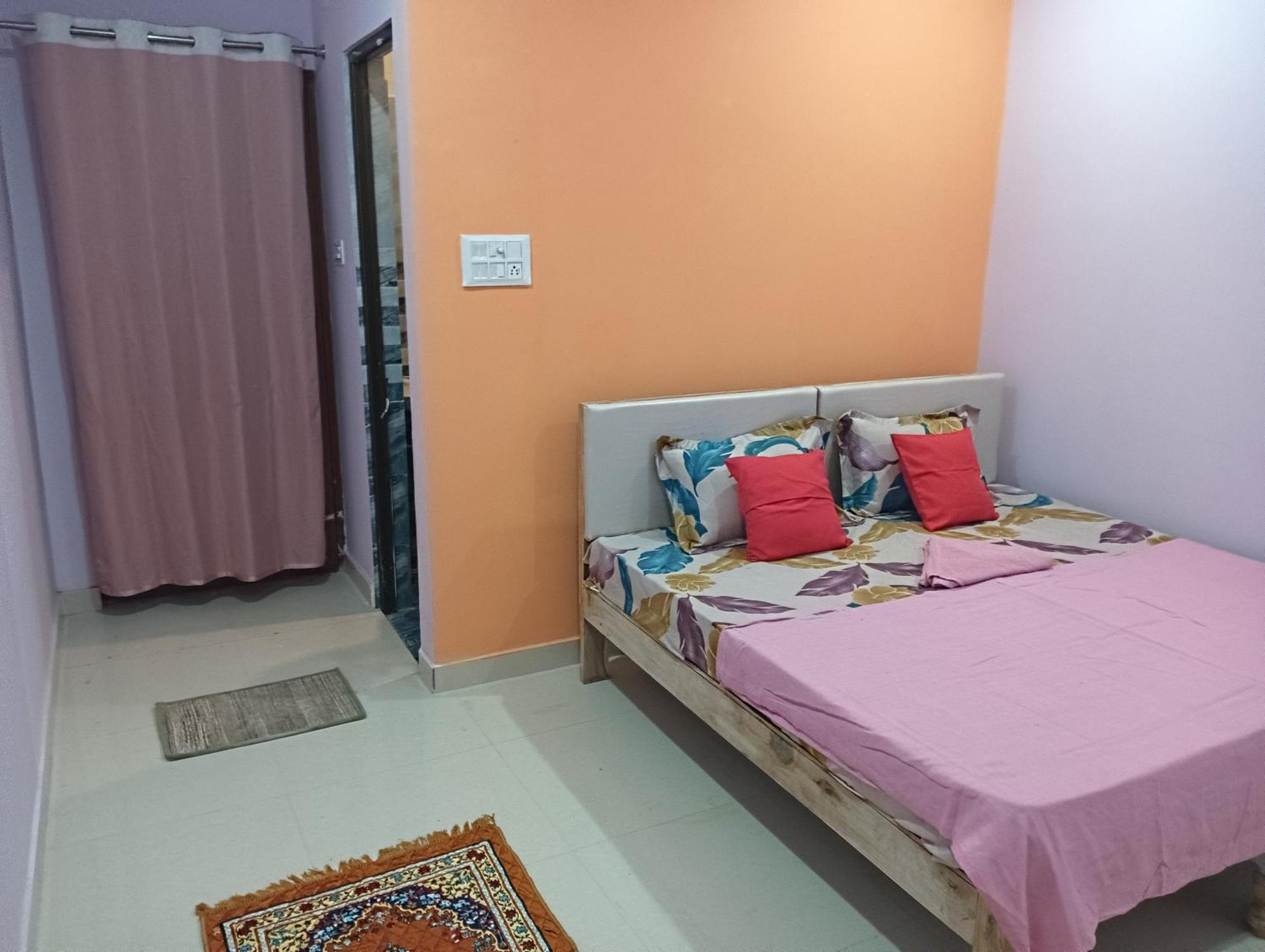 Kedar Guest House Ayodhya Exteriör bild